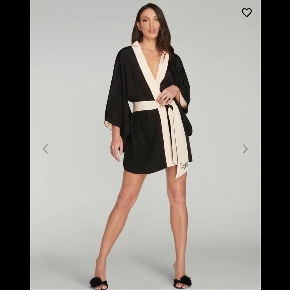 Agent Provocateur Classic Kimono - Picture 1 of 7